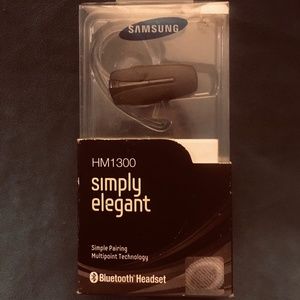 Samsung HM1300